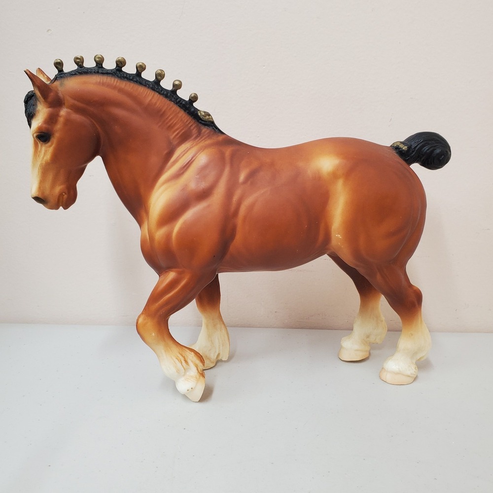 Breyer Clydesdale Stallion With Gold Bobs BEAUTIFUL shading!